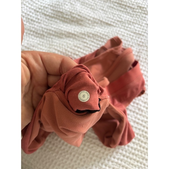 Lululemon Forward Fold Bra Longline Tank Top Cross Back Clay Size 6 - Picture 7 of 7